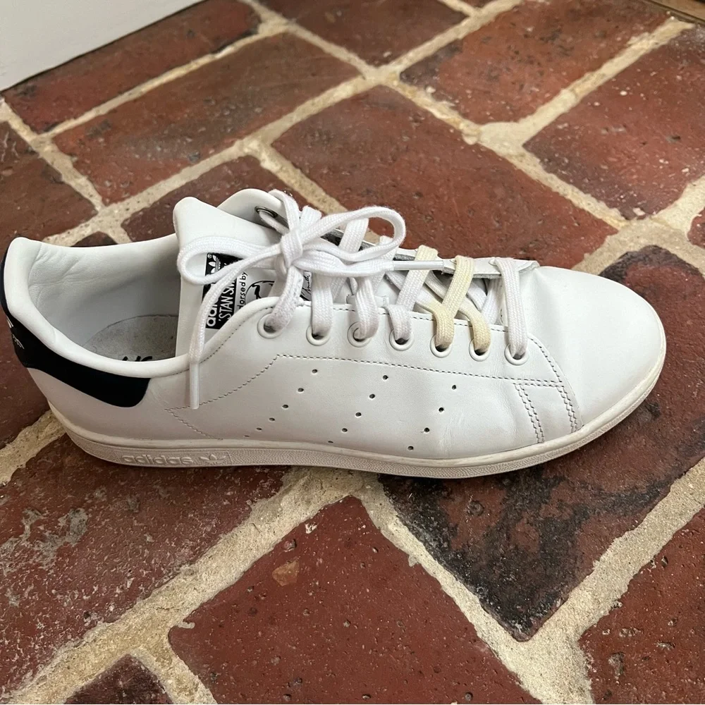 Adidas Stan Smith sneakers white with navy